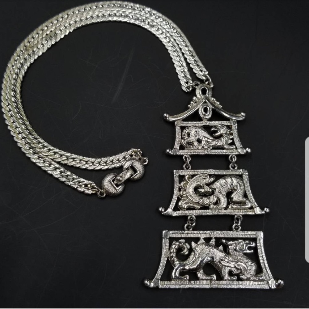 Rare SIGNED Monet dragon pagoda necklace. From 1962 Shanji line.